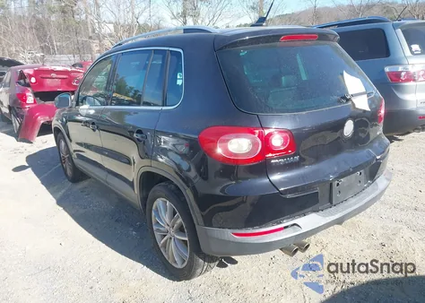 2011 Volkswagen Tiguan Sel из США, поврежденный, VIN WVGBV7AX8BW518867